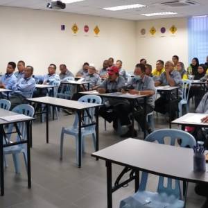 Kursus-Spim-2-1-min-300 x 300xc  